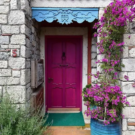 Alacati Suites 알라카티