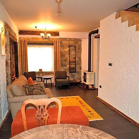 Alacati Suites מלון 3*