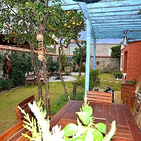 Alacati Suites מלון אלאקאטי
