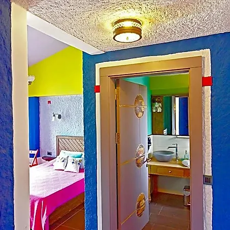 Alacati Suites 3* אלאקאטי
