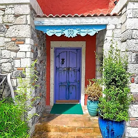 Alacati Suites מלון אלאקאטי
