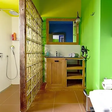 מלון Alacati Suites אלאקאטי