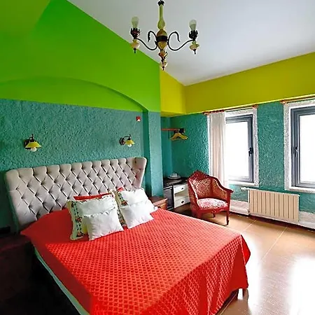 מלון Alacati Suites אלאקאטי