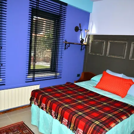 Alacati Suites מלון