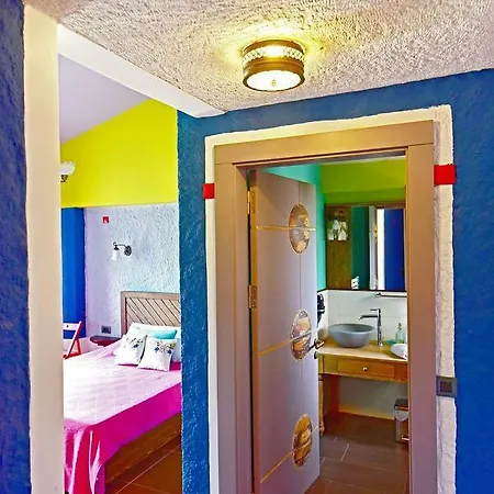 מלון Alacati Suites