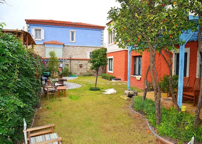 Otel Alacati Suites 3*